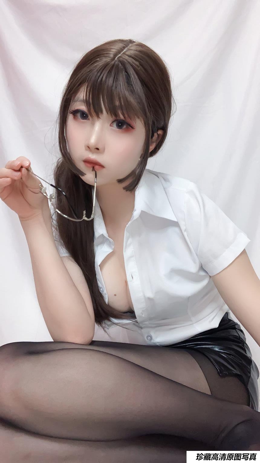 白露很白 - OL教室 [84P2V-234MB]