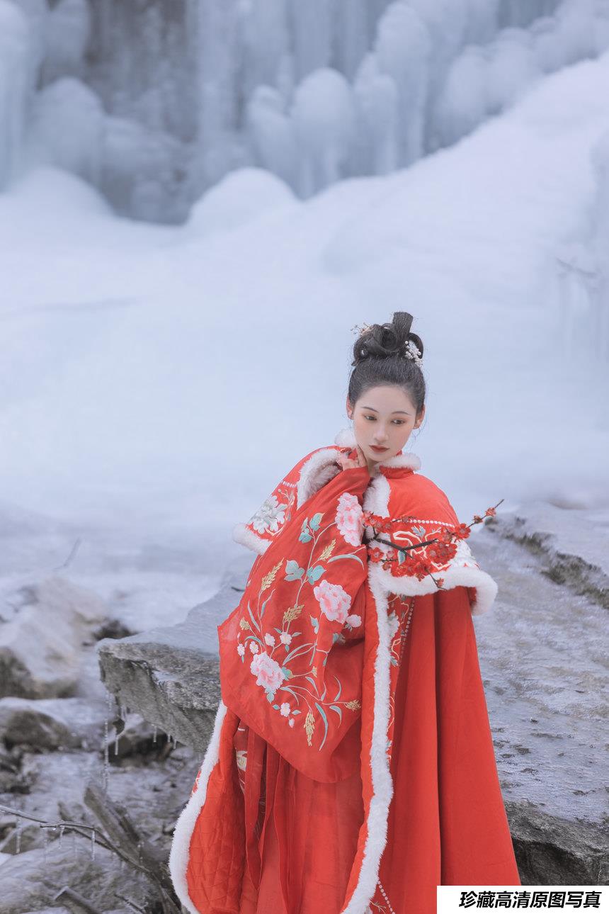 [YITUYU艺图语]2022.03.15 苍山暮雪 稀饭饭_禹莘[31+1P／249MB]