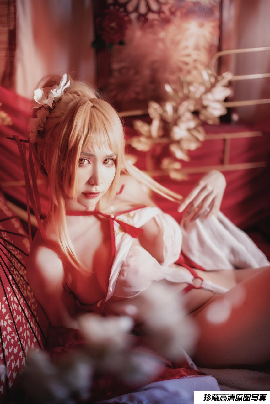 阮邑_Fairy NO.013 - 光荣 凉夜香雪[30P／921MB]