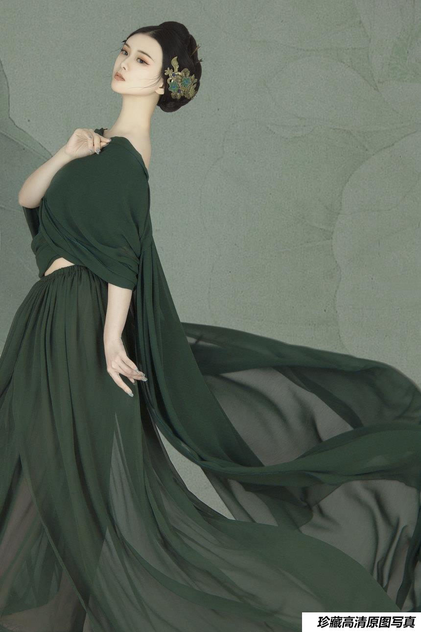 [YITUYU艺图语]2022.03.15 千叶莲 欣宝[21+1P／510MB]