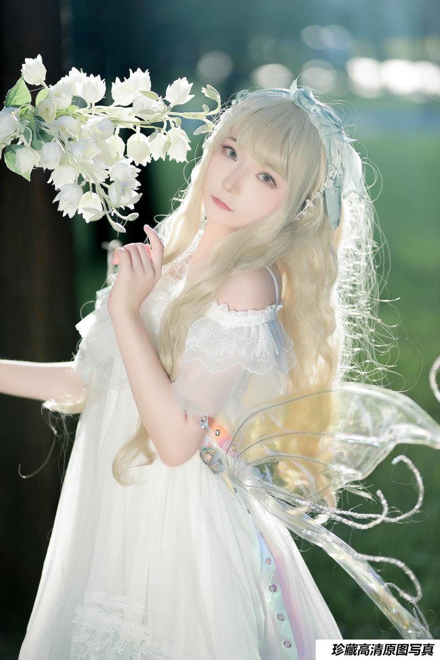 [YITUYU艺图语]2022.03.14 林中精灵 是三不是世w[27+1P／388MB]