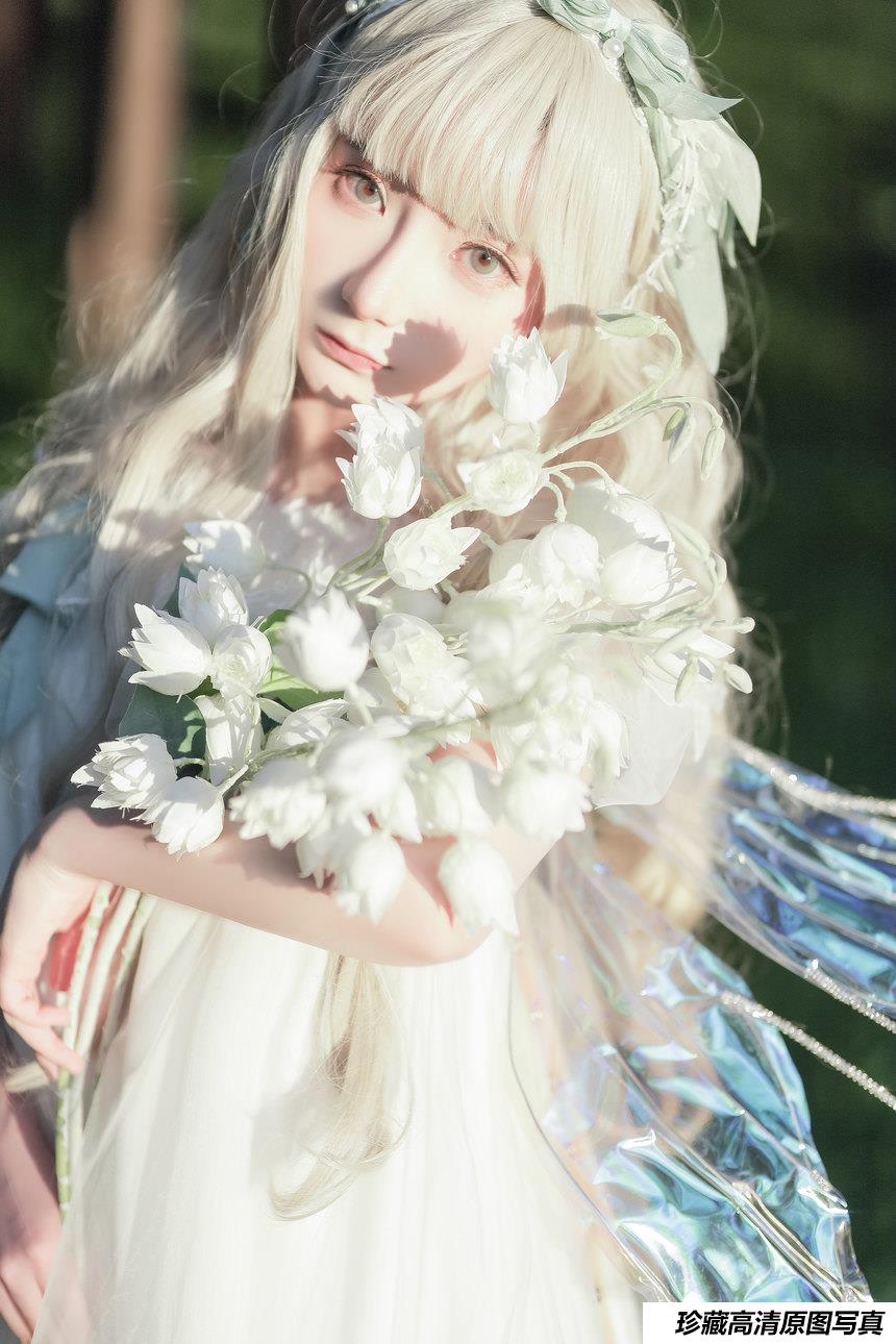 [YITUYU艺图语]2022.03.14 林中精灵 是三不是世w[27+1P／388MB]