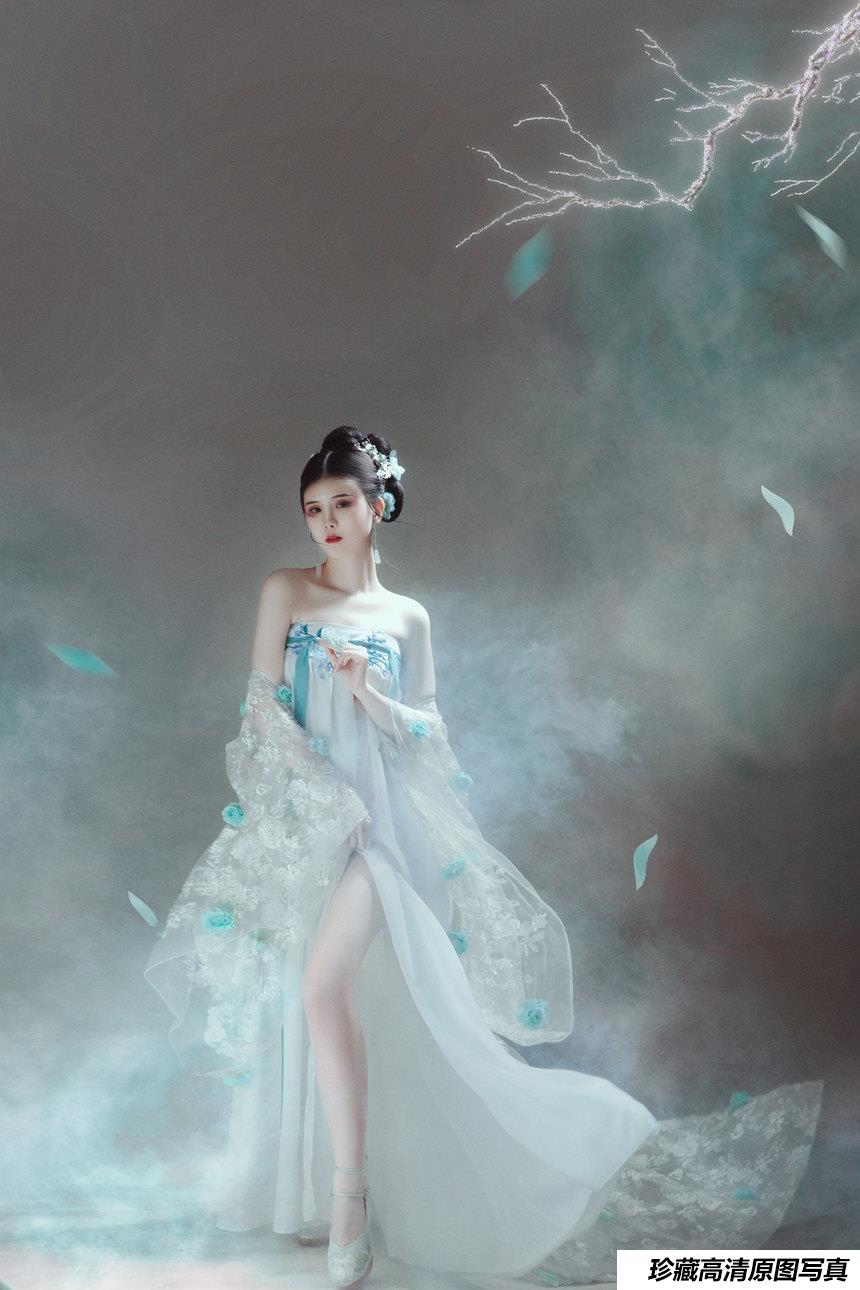 [YITUYU艺图语]2022.03.13 莺啼序 欣宝[22+1P／277MB]