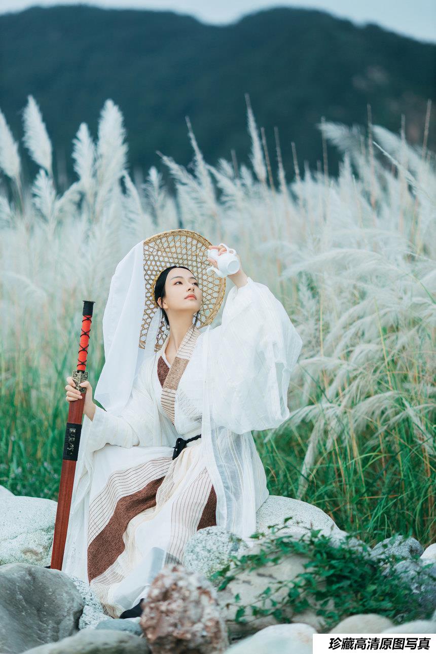 [YITUYU艺图语]2022.03.13 笑傲江湖路漫漫 修水凝花[21+1P／208MB]