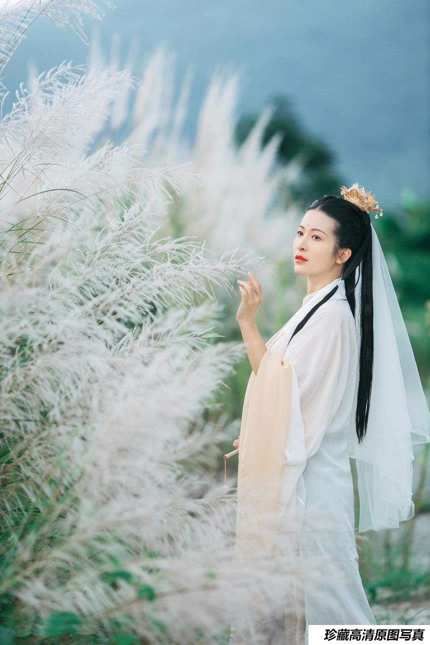 [YITUYU艺图语]2022.03.13 笑傲江湖路漫漫 修水凝花[21+1P／208MB]