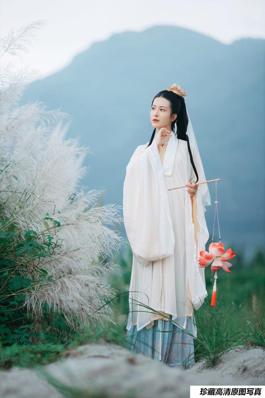 [YITUYU艺图语]2022.03.13 笑傲江湖路漫漫 修水凝花[21+1P／208MB]