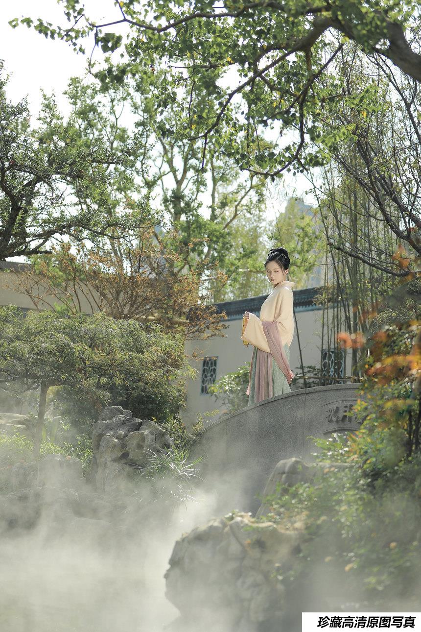 [YITUYU艺图语]2022.03.20 青团 官官[20+1P／404MB]