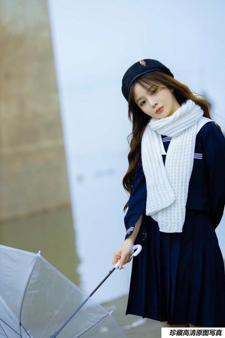 [YITUYU艺图语]2022.03.19 阴天的海边 酸奶[22+1P／319MB]