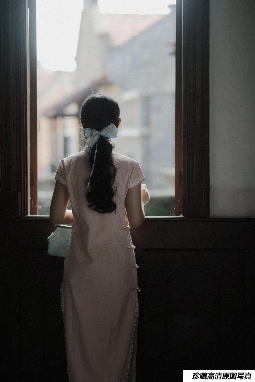 [YITUYU艺图语]2022.03.18 最初不相识，最终不相认 云之是小狐狸吖[28+1P／517MB]