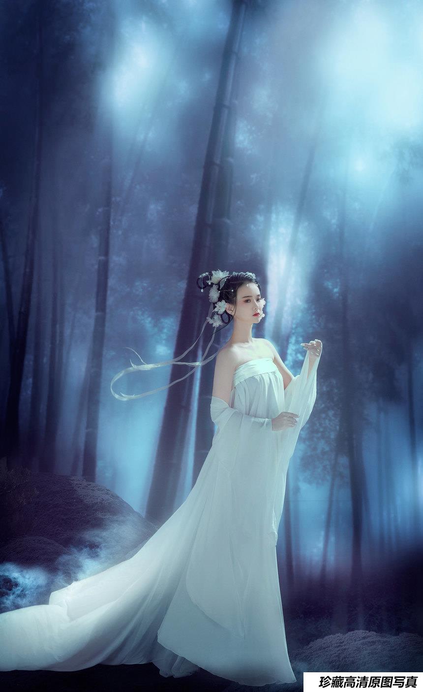 [YITUYU艺图语]2022.03.19 雾凌行 欣宝[21+1P／366MB]