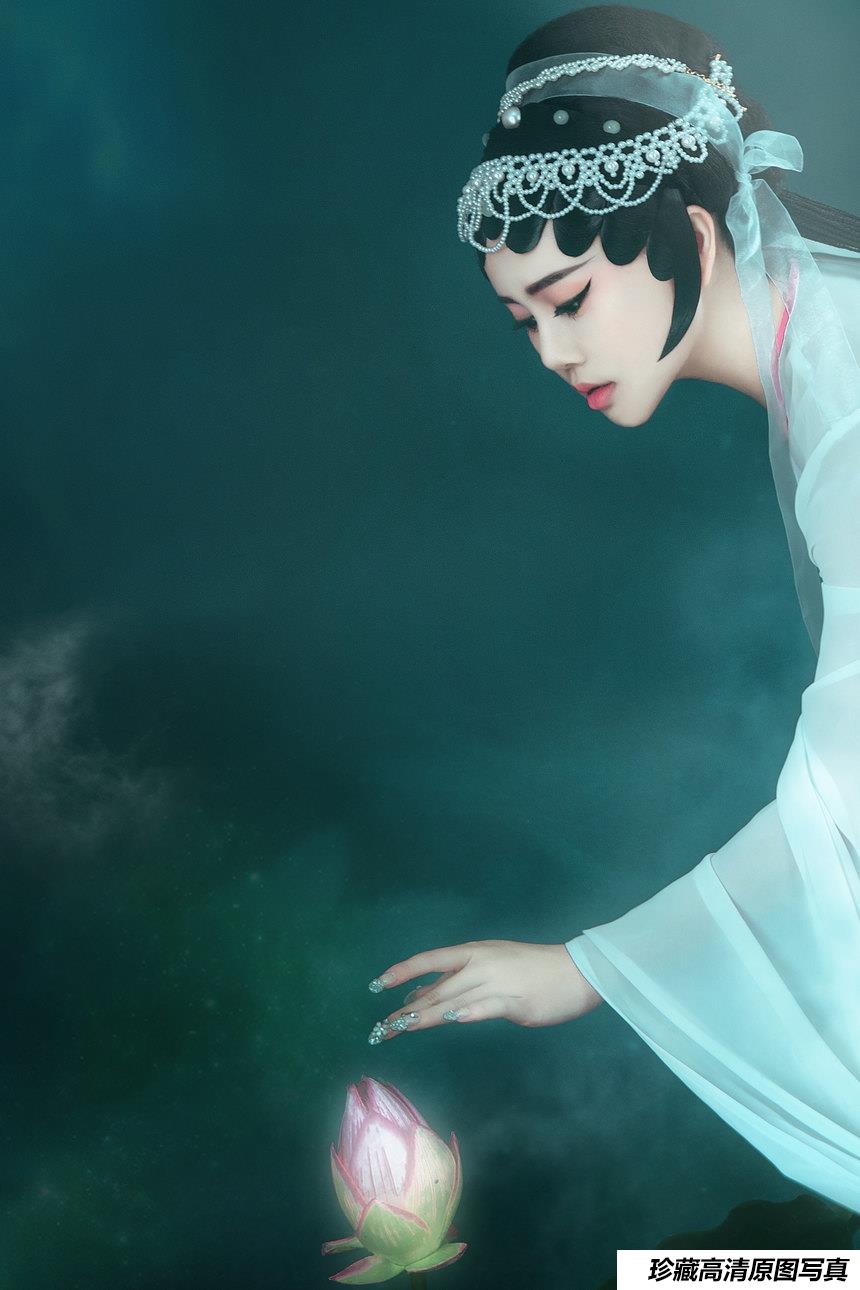 [YITUYU艺图语]2022.03.18 晴雨后 甜宝[21+1P／490MB]