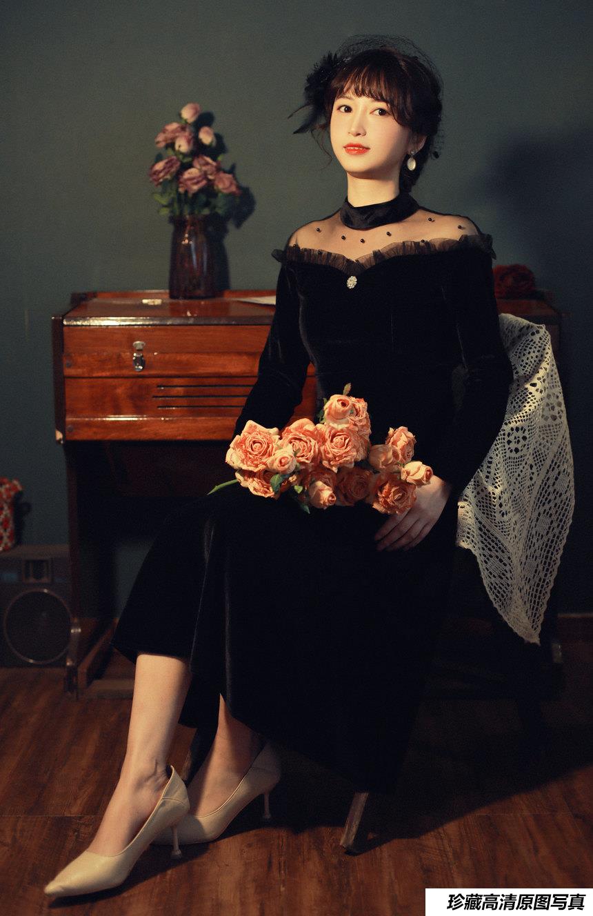 [YITUYU艺图语]2022.03.23 鎏金岁月 贵玲[19+1P／329MB]