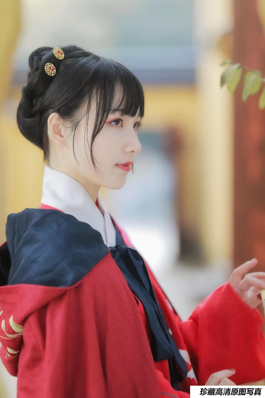 [YITUYU艺图语]2022.03.23 满园银杏落秋风 荞兜麻黛[28+1P／683MB]