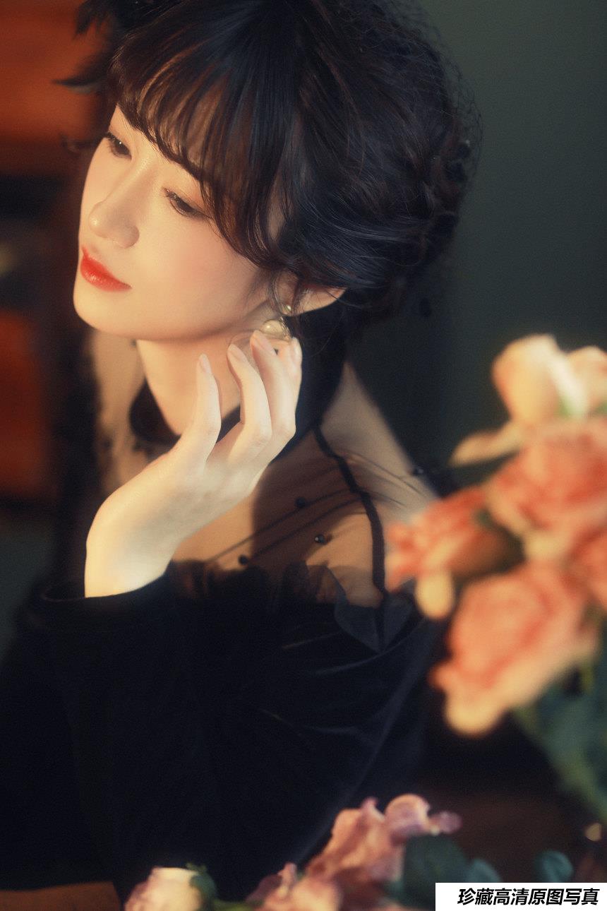 [YITUYU艺图语]2022.03.23 鎏金岁月 贵玲[19+1P／329MB]