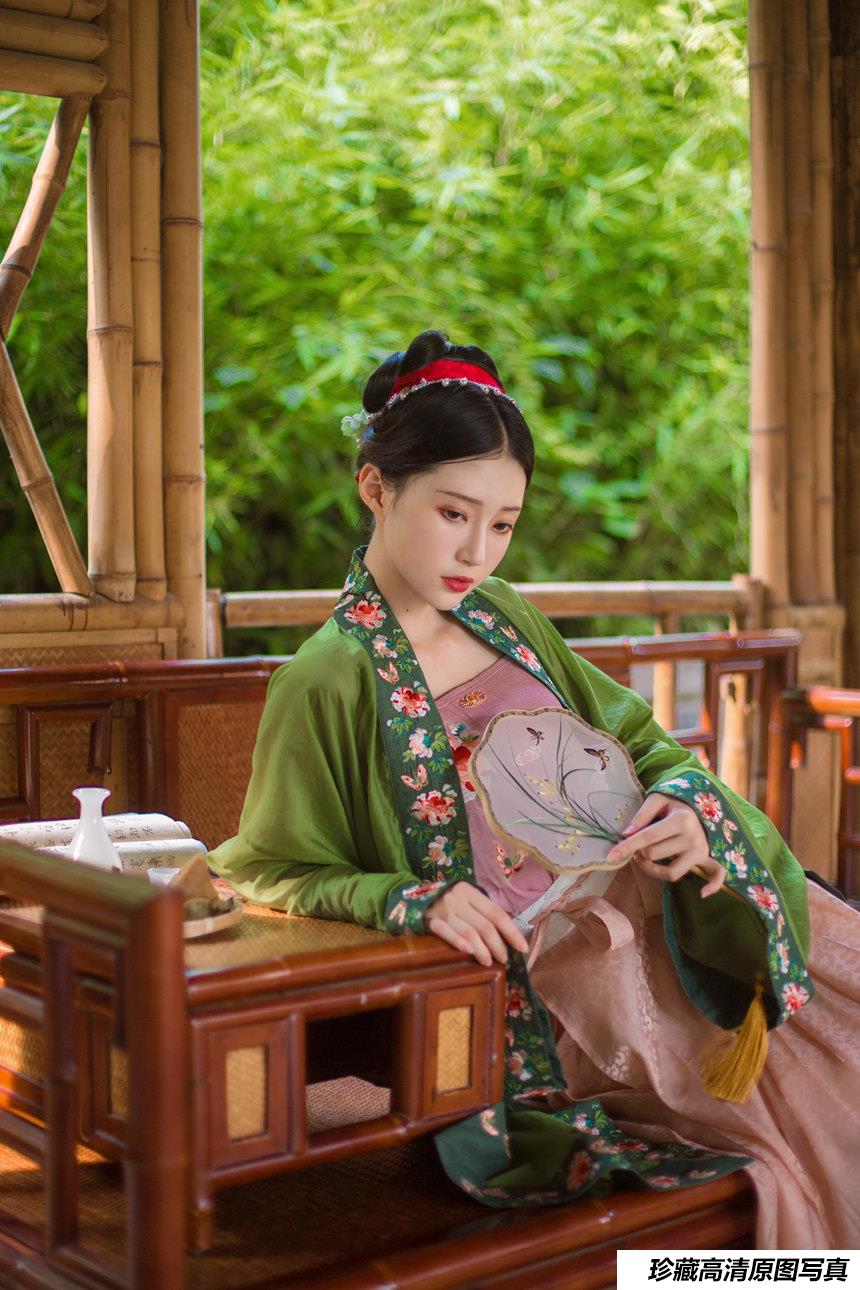 [YITUYU艺图语]2022.03.22 晚晴 柳柳杨柳柳_[31+1P／148MB]