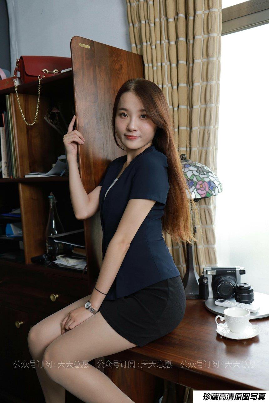 [IESS异思趣向] 2021.08.11 丝享家886：婉苹《最美女职员》[86P／119MB]