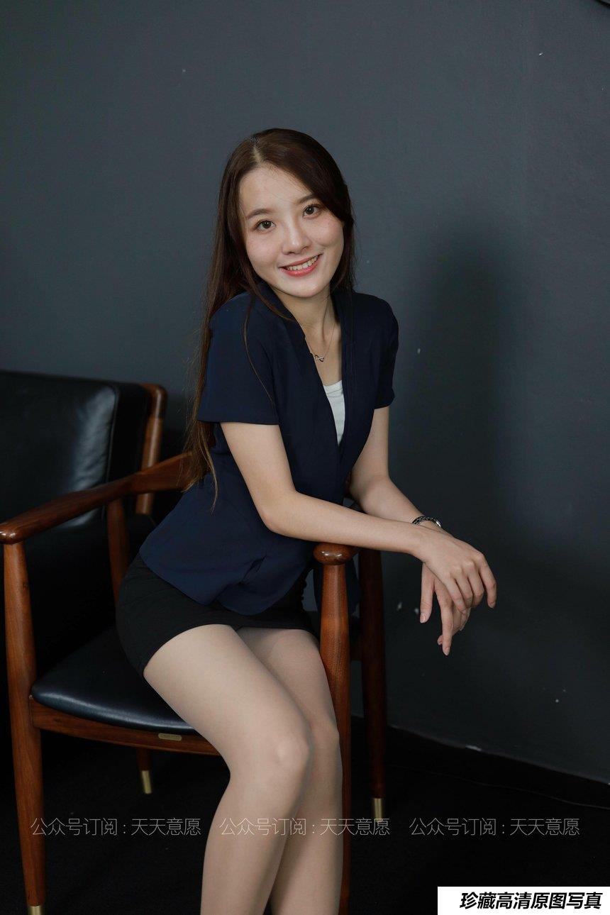 [IESS异思趣向] 2021.08.11 丝享家886：婉苹《最美女职员》[86P／119MB]