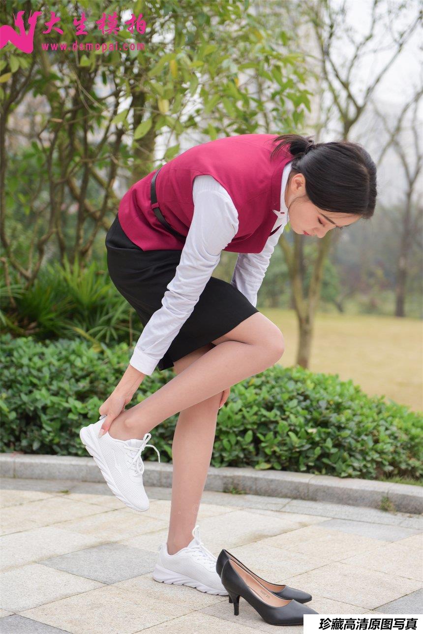 大生模拍 No.168 思思 空乘专业学妹 [64P209MB]