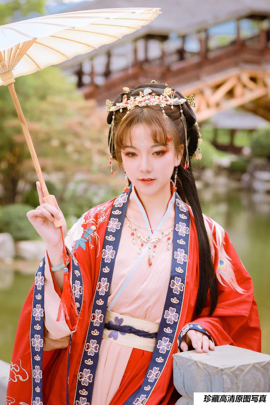 [YITUYU艺图语]2022.01.20 丽人游园 熹熹[34+1P／461MB]