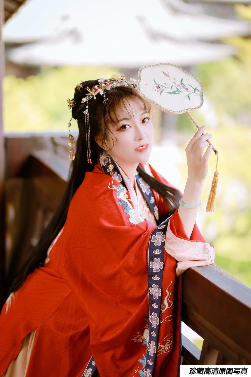 [YITUYU艺图语]2022.01.20 丽人游园 熹熹[34+1P／461MB]