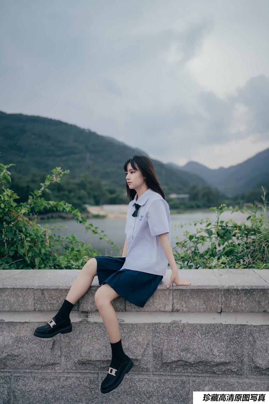 [YITUYU艺图语]2022.01.18 甜妹 四囍[27+1P／319MB]