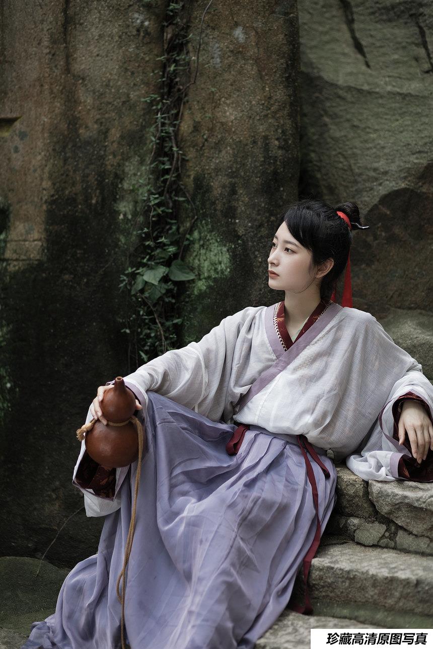 [YITUYU艺图语]2022.01.27 叶底藏花一度 梦里踏雪几回 五月[22+1P／523MB]