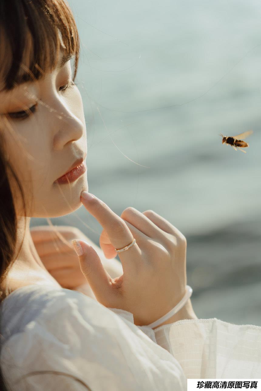 [YITUYU艺图语]2022.01.26 被风吹过的夏天 小可[44+1P／618MB]