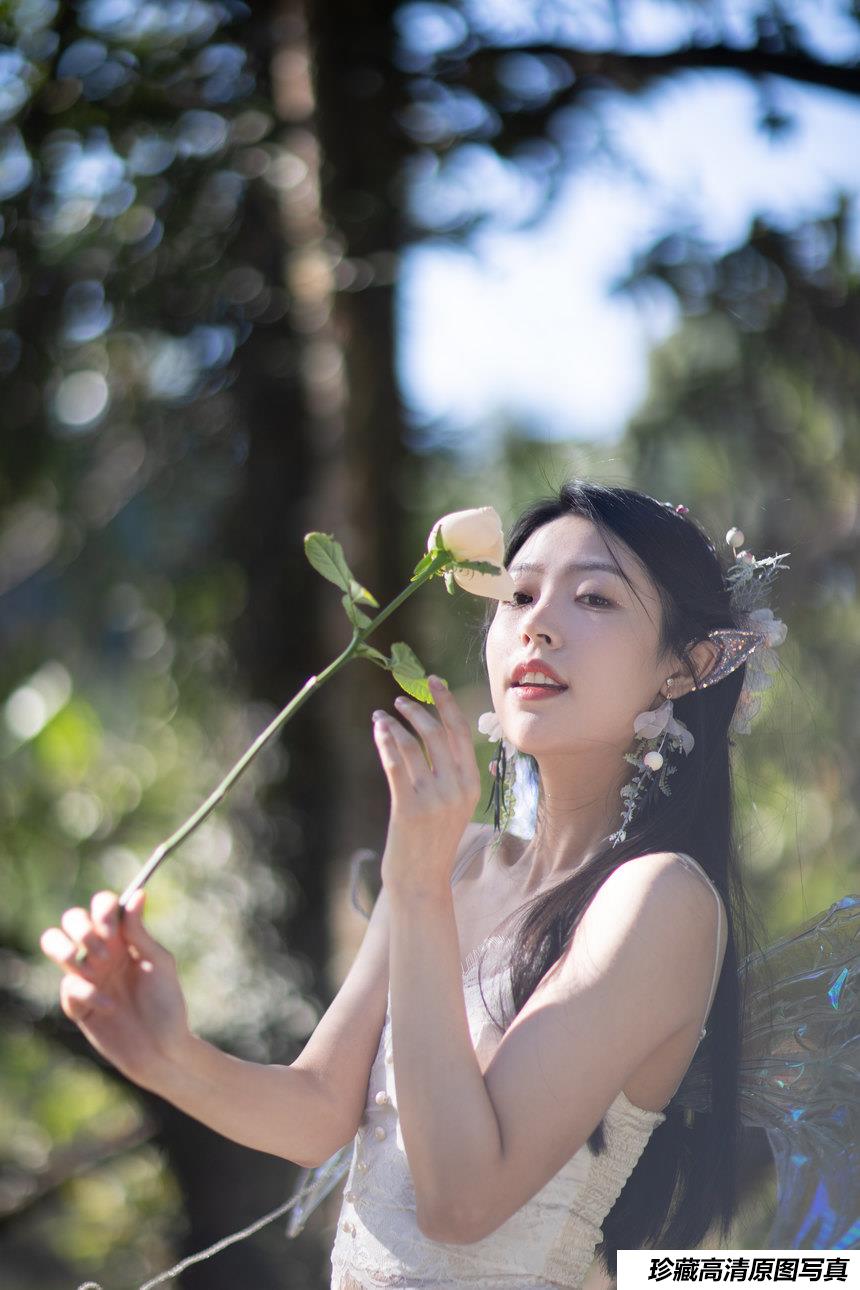 [YITUYU艺图语]2022.01.24 隐形的翅膀 SaSa[35+1P／418MB]