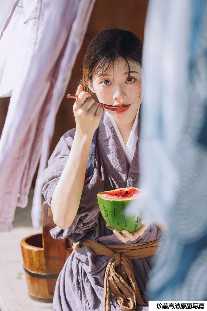 [YITUYU艺图语]2022.01.22 小千代 惠儿儿吖[31+1P／314MB]