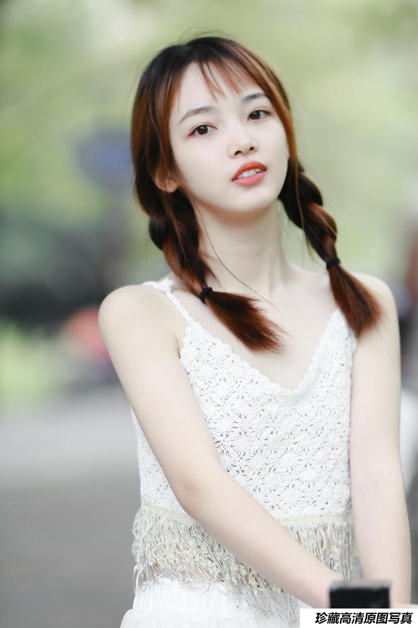 [YITUYU艺图语]2022.01.22 阴天快乐 一鸭咿呀哟[24+1P／146MB]