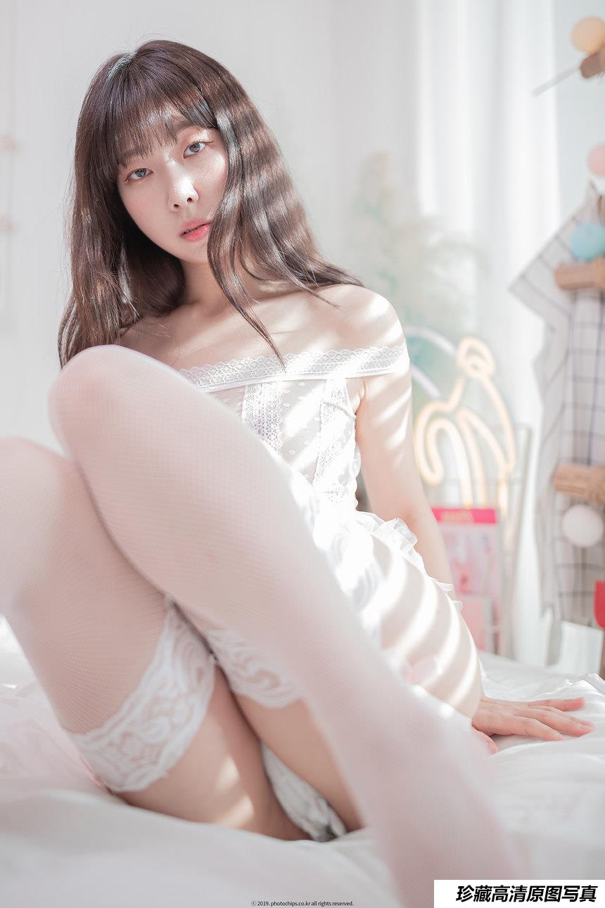 Lilynah  Shaany Vol.03 – Looked In Office [58P-148MB]