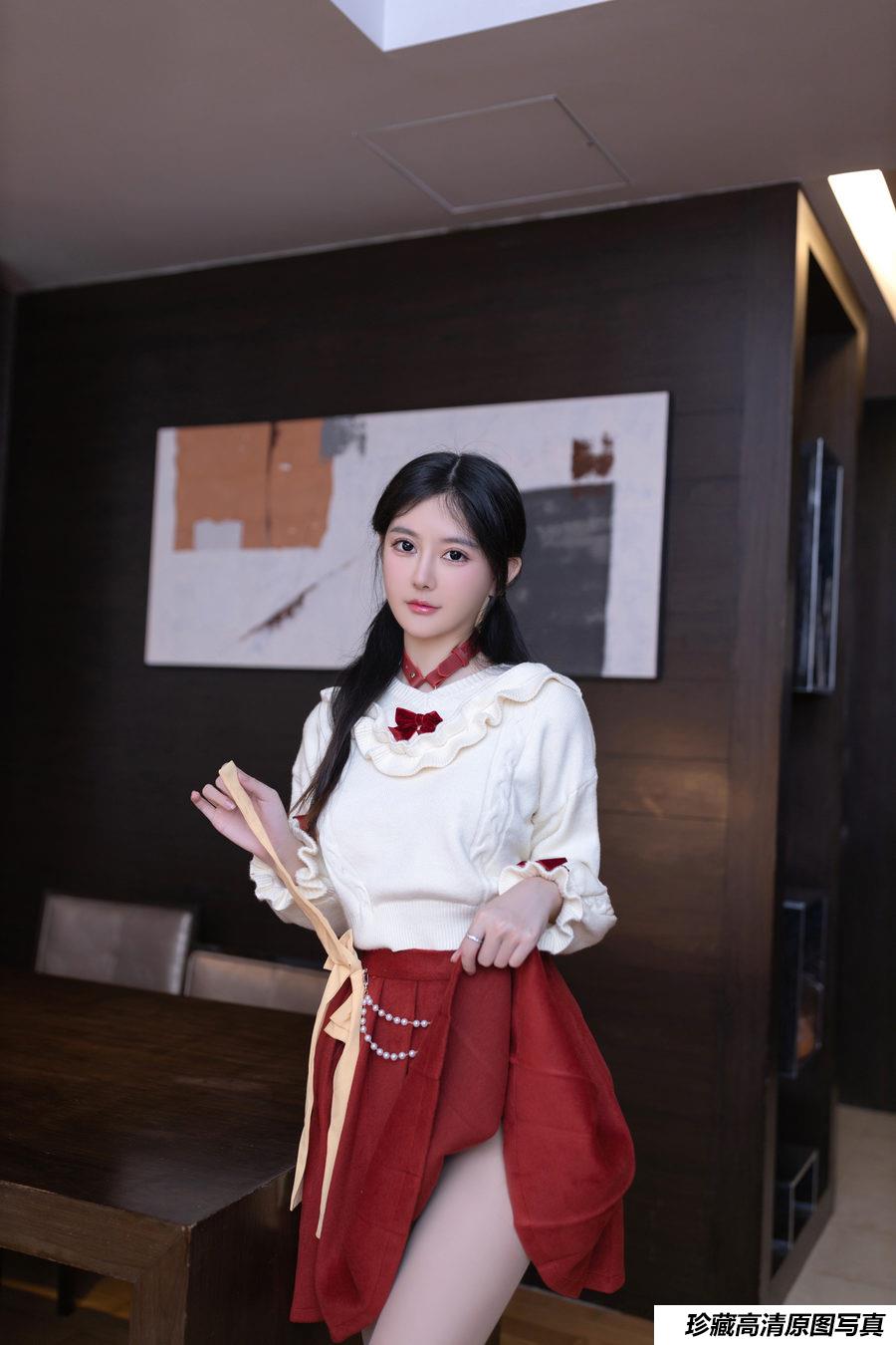 谢小蒽(幼幼)《 红色束缚》原版写真 [100P-1.22G]