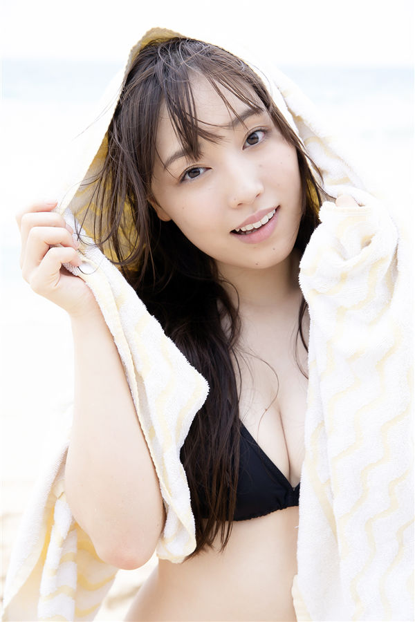 谱久村圣写真集《[Hello! Project Digital Books] Vol.202 Mizuki Fukumura 譜久村聖》高清全本[101P]-绅士图