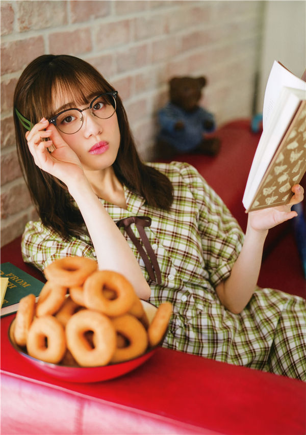 图片[6]-伊藤美来写真集《伊藤美来フォトブック みっくのえほん》高清全本[112P]-绅士图