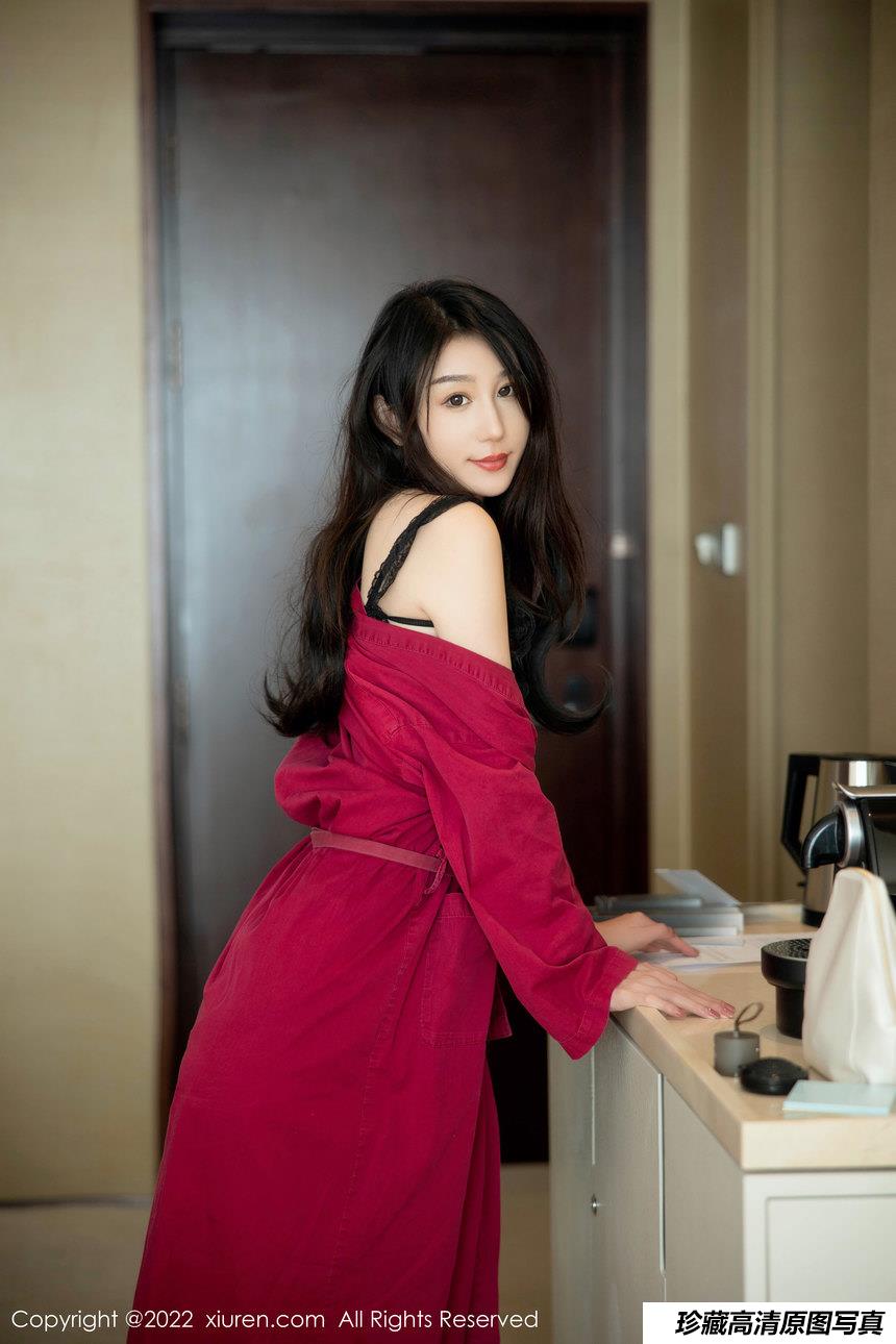 [XiuRen秀人网] 2022.09.22 No.5624 薇薇酱 [80+1P]