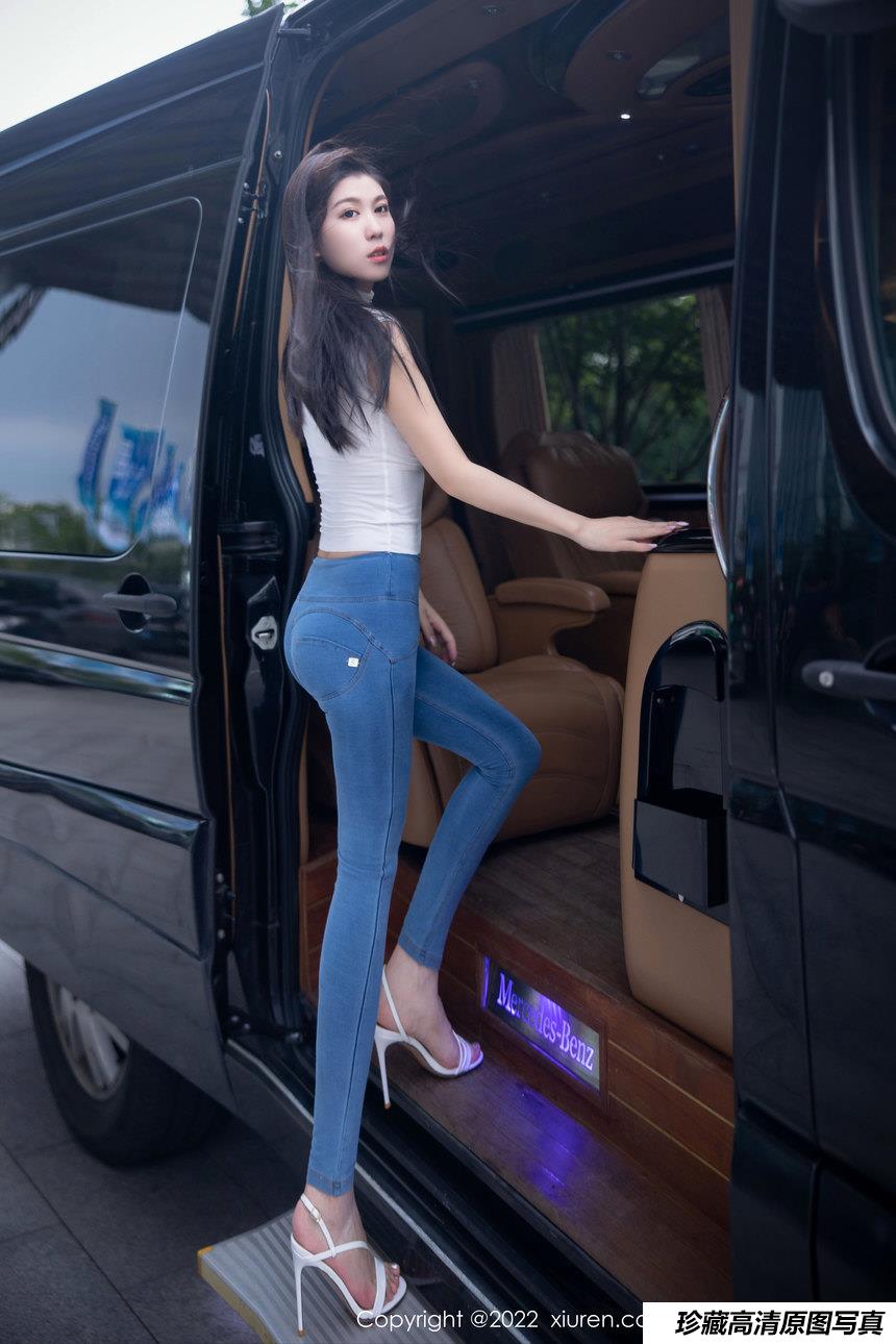 [XiuRen秀人网] 2022.10.08 No.5677 李雅柔182CM [84+1P]