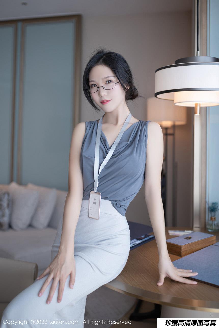 [XiuRen秀人网] 2022.11.23 No.5900 利世 [71+1P]