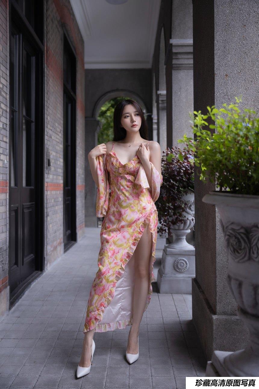 鱼子酱 四季春夏秋冬 原版写真 [98P-1.36G]