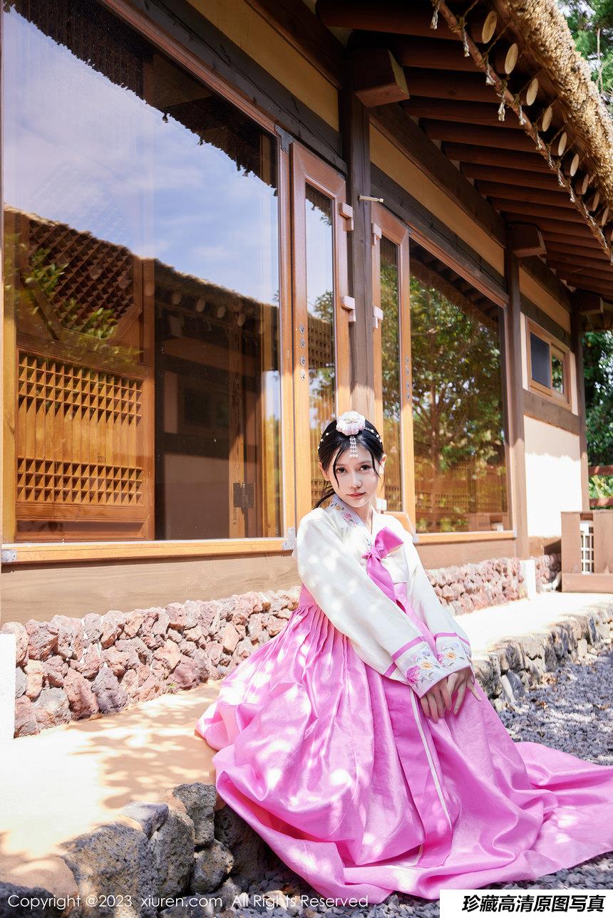 [XiuRen秀人网] 2023.10.26 No.7564 尹甜甜 [69+1P]