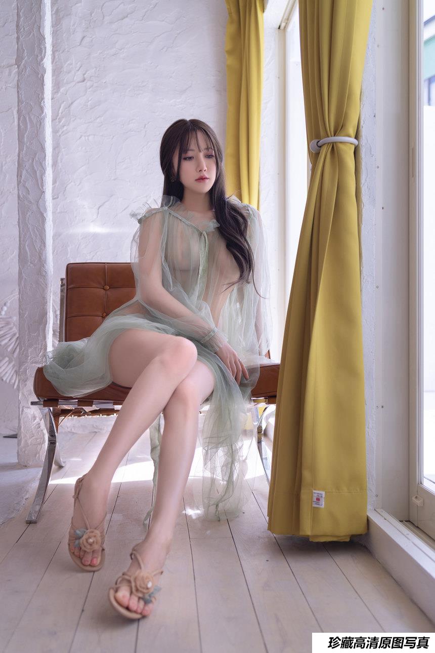 鱼子酱《绿色薄纱》原版写真 [117P-1.98G]