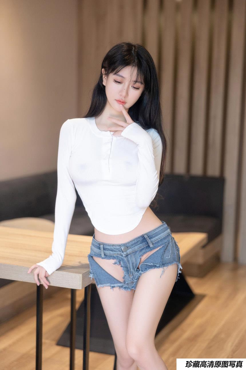 谢小蒽(幼幼) 《白衣牛仔裤》 原版写真[92P-699MB]