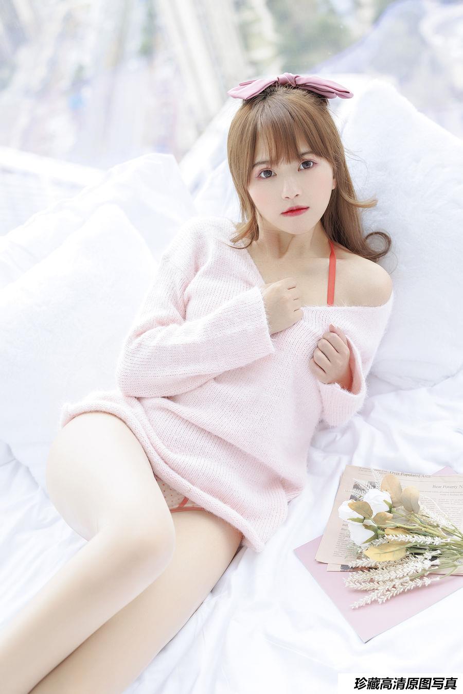 张思允《粉色毛衣》原版写真 [60-655MB]