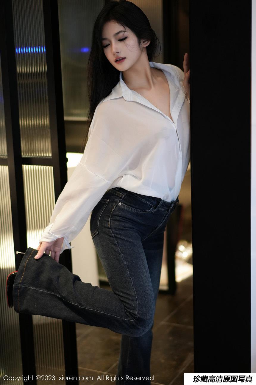 [XiuRen秀人网] 2023.11.10 No.7645 谭小灵 [106+1P]