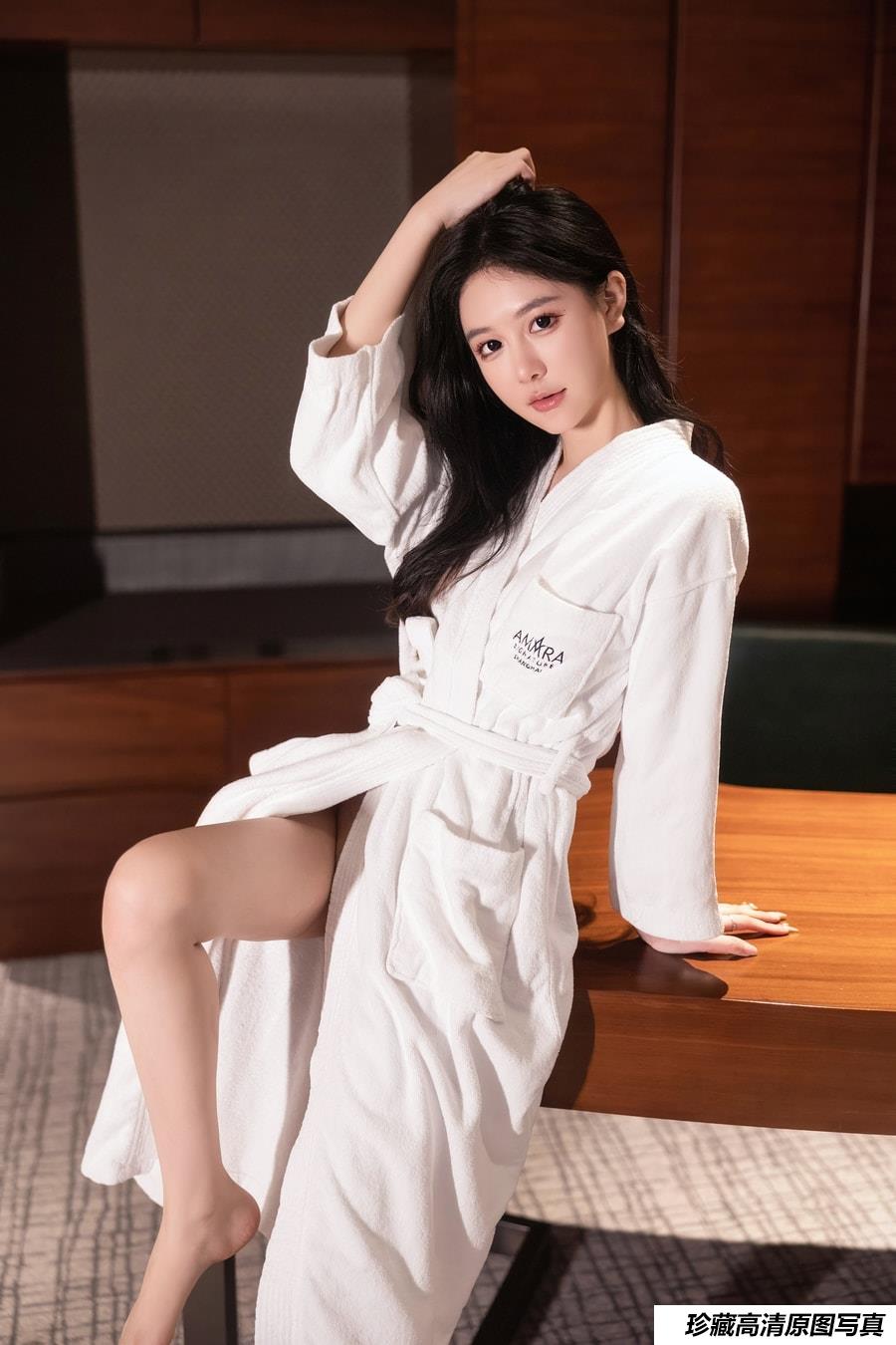 谢小蒽(幼幼)《和闺蜜唐宁宁戏水》原版写真 [80P-880MB]