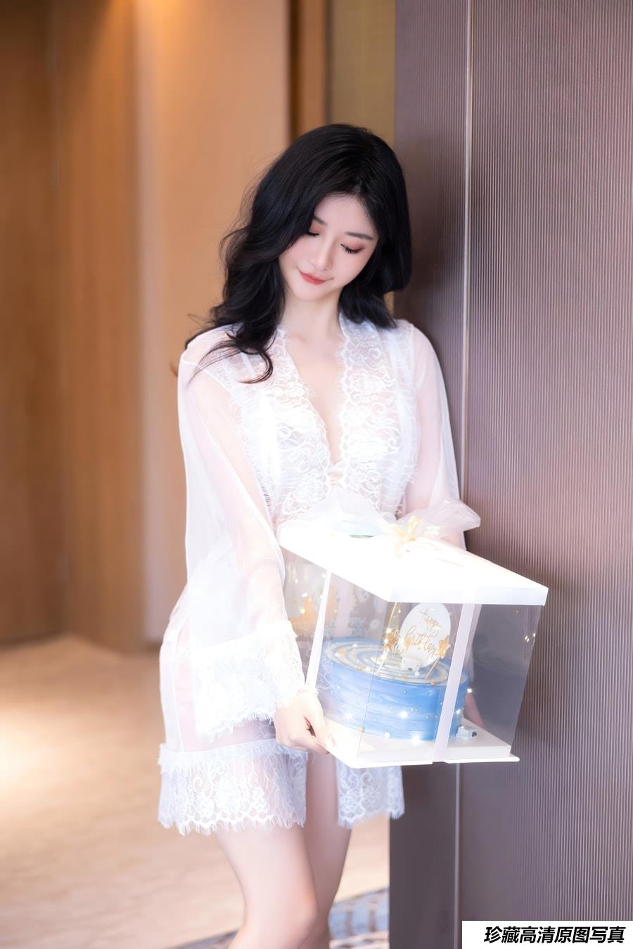 谢小蒽(幼幼)《生日聚会》原版写真 [111P-1.04G]