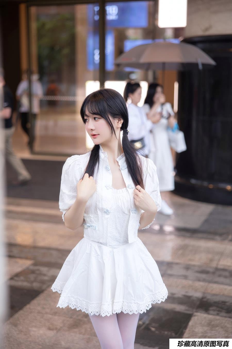 谢小蒽(幼幼)《粉色情趣》原版写真 [92P-1.11G]