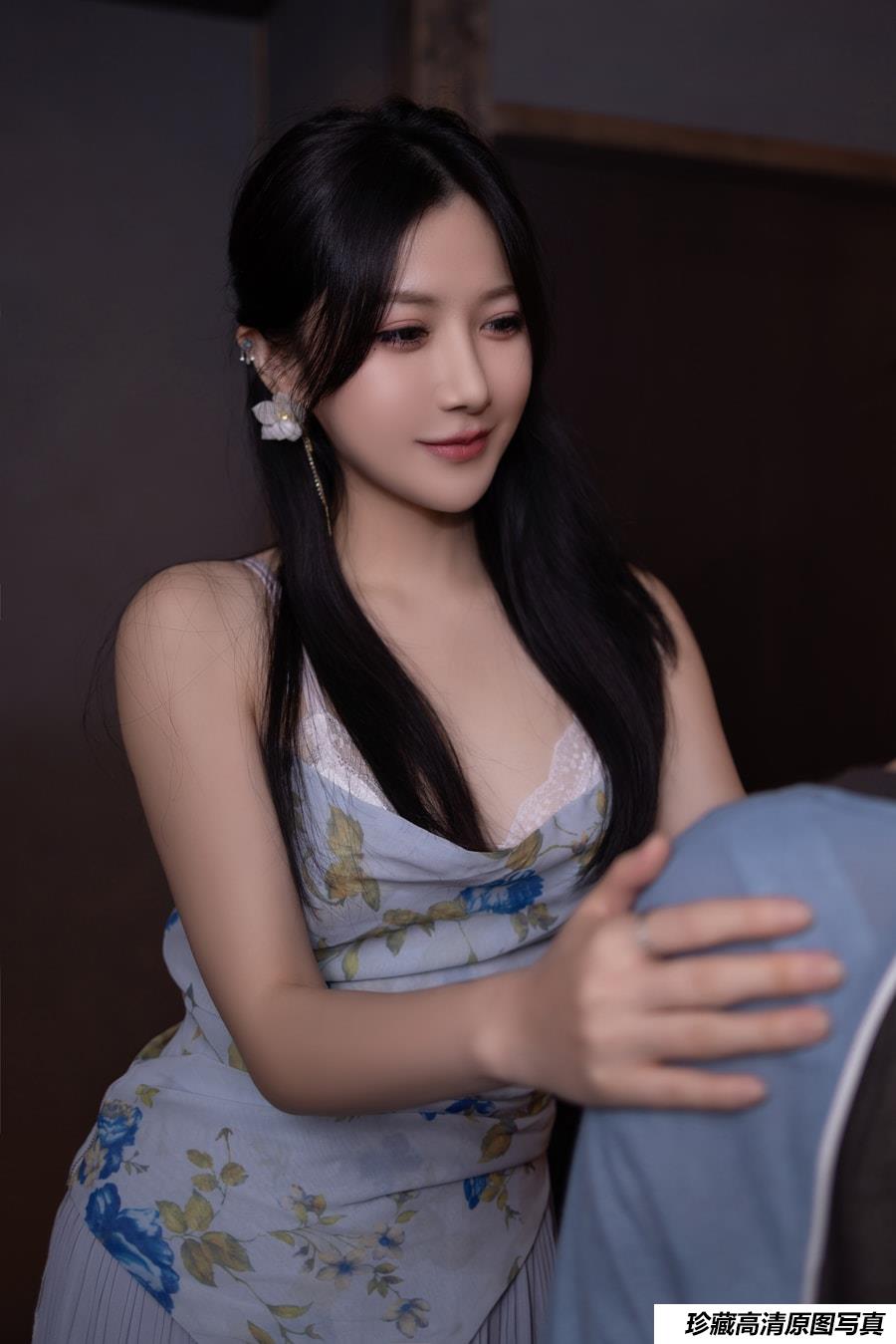 鱼子酱《她的体香》原版写真 [99P-1.72G]-绅士图