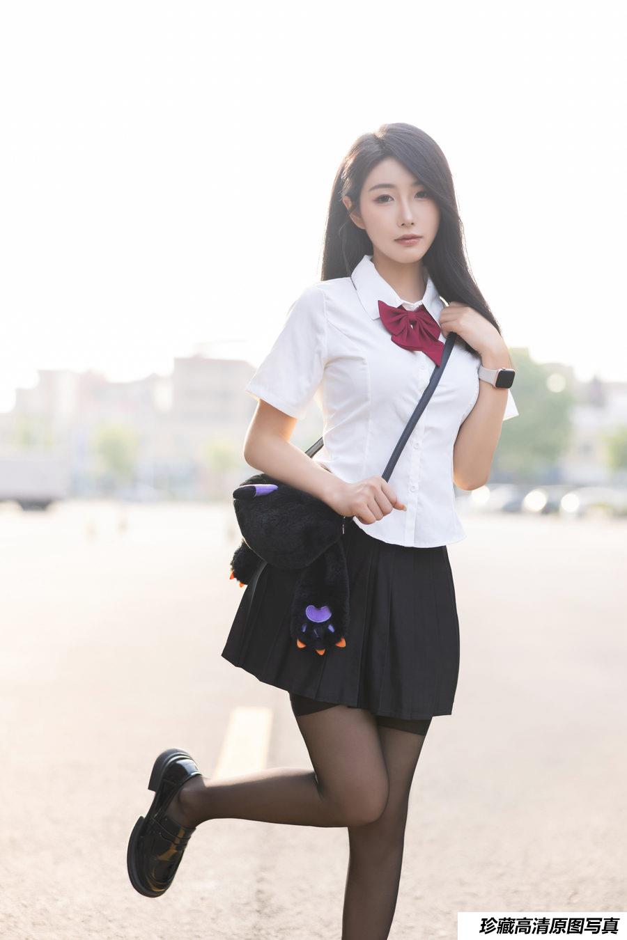 苏苏阿《装真空凸点》原版写真 [87P-571MB]