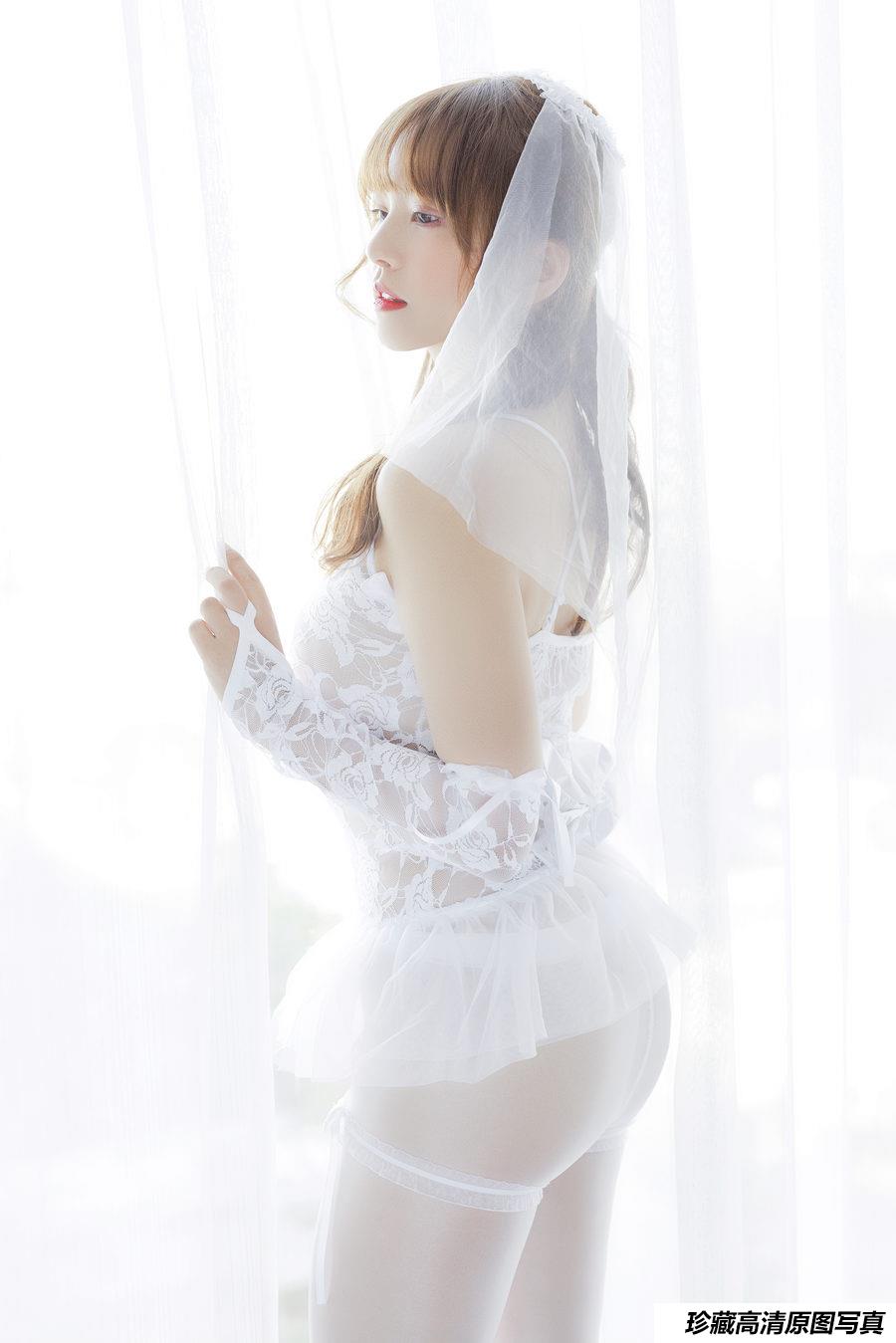 张思允《白色婚纱》原版写真 [54P-818MB]