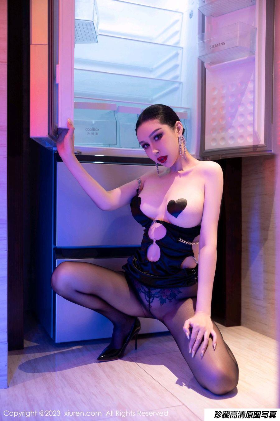 [XiuRen秀人网] 2023.12.22 No.7848 田冰冰 [56+1P]